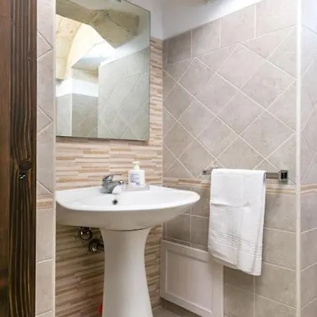 Dimora Del '500 In Zona Santa Croce Apartment Lecce Exterior photo